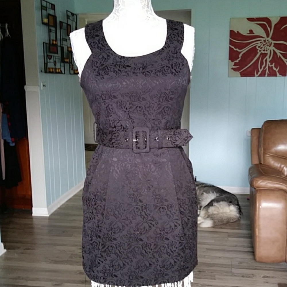 Forever 21 black dress in floral brocade f…